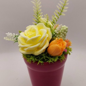 Szappanvirágok magenta színű kaspóban - Meska.hu