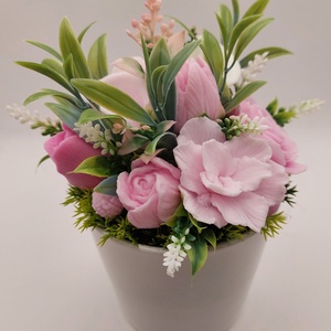 Rózsaszín szappanvirágok fehér kerámia kaspóban - otthon & életmód - virágdekoráció - virágok - virágbox - Meska.hu