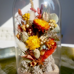 Sárga szárazvirág kompozíció üvegbúra alatt, Otthon & Lakás, Dekoráció, Asztal és polc dekoráció, Asztaldísz, Virágkötés, MESKA
