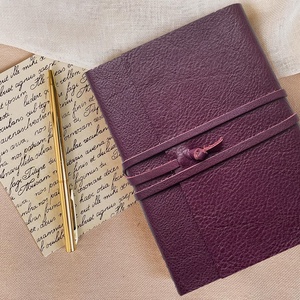 Padlizsán bőr notesz, napló, tervező, jegyzetfüzet, rajzfüzet, utazási napló - Meska.hu