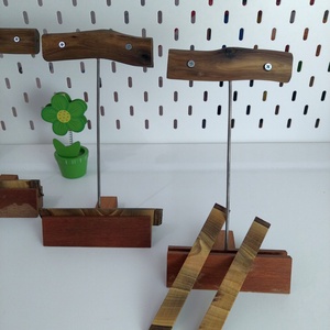 Egyedi asztali fényképtartó - 10x15 centiméteres fényképhez - Cseresznye/dió - otthon & életmód - dekoráció - kép & falikép - képkeret - Meska.hu