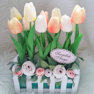 Tulipános anyák napi dísz - otthon & életmód - dekoráció - asztal és polc dekoráció - asztaldísz - Meska.hu