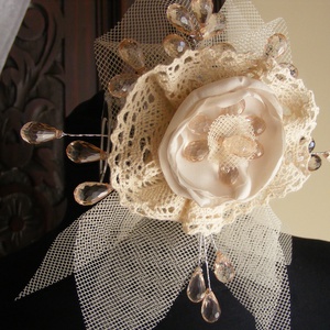 Menyasszonyi Hajdísz Vintage virág,csipkével -  - Meska.hu