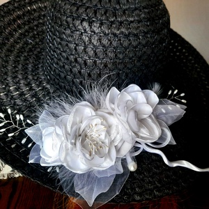 Fehér rózsás kalapdísz - Meska.hu