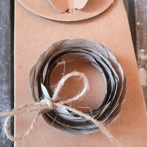 Papír rózsa dekoráció - esküvő - dekoráció - helyszíni dekor - Meska.hu