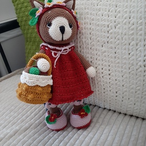 Egy kedves mókus. - játék & sport - plüssállat & játékfigura - más figura - Meska.hu