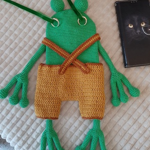 Béka,aki kistáska.. - táska & tok - kézitáska & válltáska - vállon átvethető táska - Meska.hu