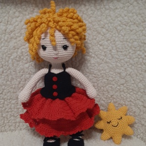 Kislány pipacs ruhában. - játék & sport - baba & babaház - játékbaba, babakellék - Meska.hu