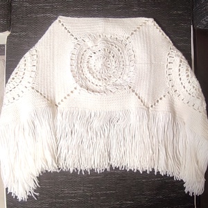 Horgolt poncsó - ruha & divat - női ruha - poncsó - Meska.hu Horgolt poncsó - ruha & divat - női ruha - poncsó - Meska.hu