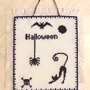 Keresztszemes Halloween , Otthon & Életmód, Dekoráció, Halloween, Halloweeni dekoráció, Hímzés, MESKA