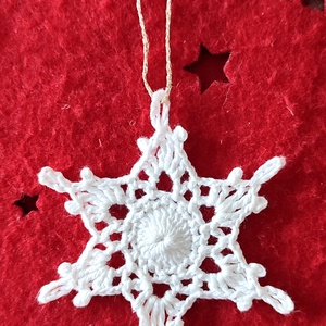 AKCIÓ!!! Horgolt hópelyhek - karácsony - karácsonyi lakásdekoráció - karácsonyfadíszek - Meska.hu