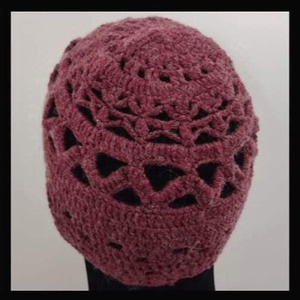 Horgolt mintás sapka - ruha & divat - sál, sapka, kendő - sapka - Meska.hu