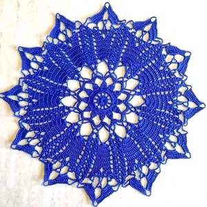 Horgolt terítő, Otthon & Életmód, Dekoráció, Asztal és polc dekoráció, Horgolt & Csipketerítő, Horgolás, MESKA