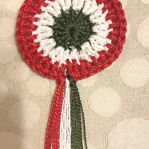 Horgolt kokárda, Ékszer, Kitűző és Bross, Horgolás, MESKA