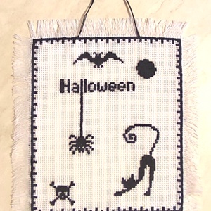 Keresztszemes Halloween , Otthon & Életmód, Dekoráció, Halloween, Halloweeni dekoráció, Hímzés, MESKA