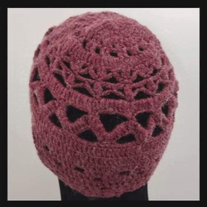 Horgolt mintás sapka - ruha & divat - sál, sapka, kendő - sapka - Meska.hu