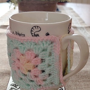 Horgolt bögrepulcsi - Meska.hu