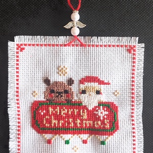 Keresztszemes dekoráció , Karácsony, Karácsonyi lakásdekoráció, Karácsonyi ajtódíszek, Hímzés, Gyöngyfűzés, gyöngyhímzés, MESKA