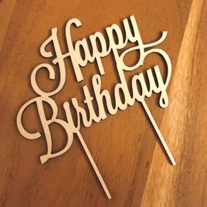 Születésnapi tortabeszúró, Otthon & Életmód, Konyhafelszerelés, tálalás, Sütés, főzés, Sütidísz, Famegmunkálás, Gravírozás, pirográfia, MESKA