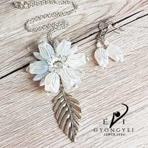 Tulipánvirágok - ékszer - ékszerszett - Meska.hu Tulipánvirágok - ékszer - ékszerszett - Meska.hu