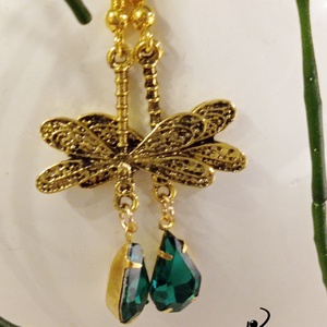 Emerald szitakötő fülbevaló - ékszer - fülbevaló - lógó fülbevaló - Meska.hu