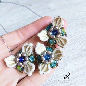 Virág nyakék - ékszer - nyaklánc - medál - Meska.hu