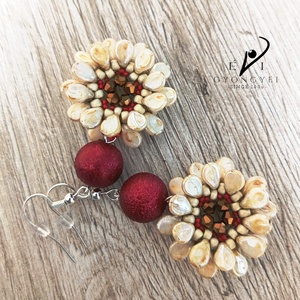 Bordó és elefántcsont színű virág fülbevaló - Meska.hu