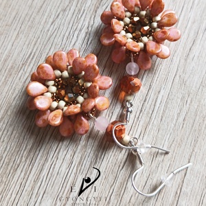 Lazac színű virág fülbevaló - Meska.hu