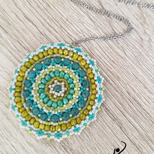 India medál türkiz és békazöld színben - ékszer - nyaklánc - medál - Meska.hu