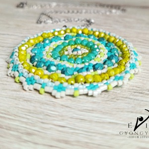 India medál türkiz és békazöld színben - ékszer - nyaklánc - medál - Meska.hu