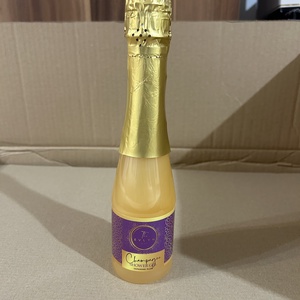 Pezsgő formájú tusfürdő karácsonyi ajándék nőknek - szépségápolás - kozmetikai ajándékcsomag - Meska.hu