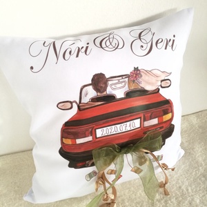 Egyedi retro skodás esküvői ajándék párna névvel és dátummal, névre szóló nászajándék, huzat+belső párna - esküvő - emlék & ajándék - nászajándék - esküvői párna - Meska.hu