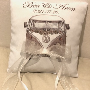 Gyűrűpárna esküvőre, retro buszos minta, selyemszalagokkal, középre helyezhetők a gyűrűk, elegáns gyűrűpárna, Esküvő, Kiegészítők, Gyűrűtartó & Gyűrűpárna, Varrás, Festészet, MESKA