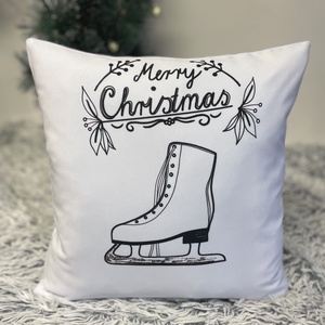 Jégkorcsolya karácsonyi ajándék, Dekorpárna korcsolyázó szarvas hópelyhekkel, huzat + belső párna, Mikulás - karácsony - karácsonyi lakásdekoráció - karácsonyi lakásdíszek - Meska.hu