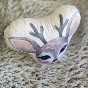 Szarvas őzike bébi plüss-bársony szundipárna születési ajándék formapárna több méretben, ajándék párna - otthon & életmód - lakástextil - párna & párnahuzat - forma párna - Meska.hu