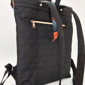 Roll top hátizsák L méret, fekete rózsaszín geometriai minta - táska & tok - hátizsák - roll top hátizsák - Meska.hu