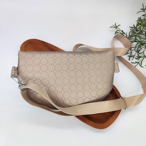 Mia crossbody, bézs textilbőr övtáska - táska & tok - övtáska - Meska.hu