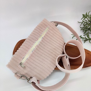 Mia crossbody,  rózsaszín kord virágmintával övtáska - táska & tok - övtáska - Meska.hu