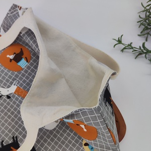 Dóra vászontáska sok kutyás, szürke / textilszatyor - táska & tok - bevásárlás & shopper táska - shopper, textiltáska, szatyor - Meska.hu