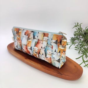 Tolltartó / neszeszer pasztell cica minta - otthon & életmód - papír, írószer - tolltartó & ceruzatekercs - Meska.hu