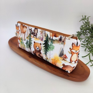 Tolltartó / neszeszer erdei állatok minta - otthon & életmód - papír, írószer - tolltartó & ceruzatekercs - Meska.hu