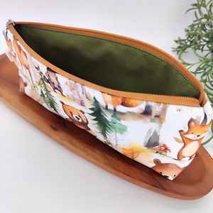 Tolltartó / neszeszer erdei állatok minta - otthon & életmód - papír, írószer - tolltartó & ceruzatekercs - Meska.hu