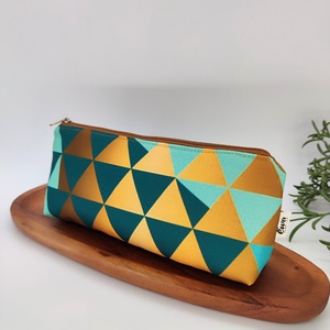 Tolltartó / neszeszer zöld-arany, bronz háromszög minta, Otthon & Életmód, Papír, írószer, Tolltartó & Ceruzatekercs, Varrás, MESKA