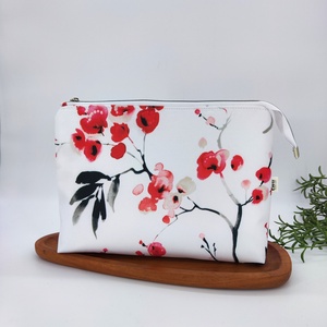 Kalandor cipzáras tároló utazó neszesszer XL méret, fehér alapon cseresznyevirág, Táska & Tok, Neszesszer, Varrás, MESKA