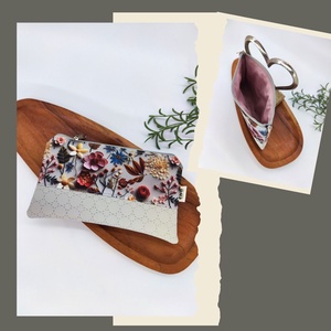 Mini cipzáros tároló - Virágos szürke alappal, Csempeminta jégkék alappal - táska & tok - neszesszer - Meska.hu