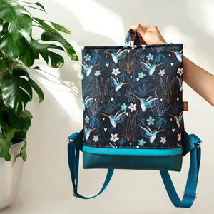 Irina hátizsák - Madaras/ Kolibri minta türkiz textilbőrrel, Táska & Tok, Hátizsák, Kishátizsák, Varrás, MESKA