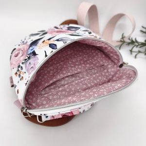 Emily crossbody / oldaltáska Virágok mályva hátoldal kisebb fazon - táska & tok - kézitáska & válltáska - vállon átvethető táska - Meska.hu