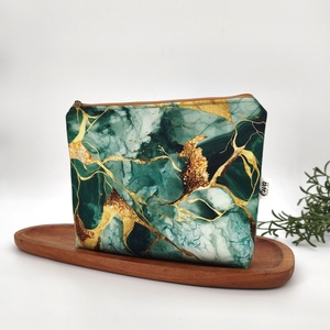 Neszesszer, piperetáska, közepes méretű cipzáros tároló Zöld márványminta - Meska.hu