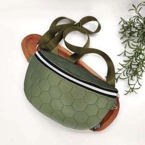 Mia crossbody, zöld textilbőr övtáska - Meska.hu