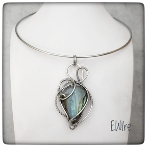 Labradorit medál orvosi acél drótékszer - ékszer - nyaklánc - medál - Meska.hu